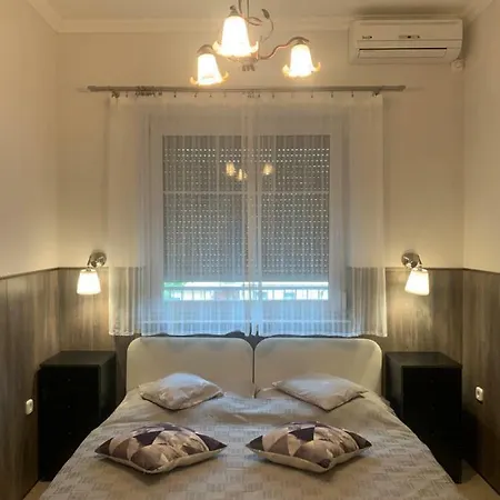 Apartament Barbara Vendeghaz *
