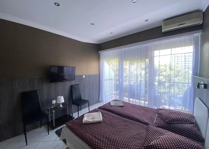 Barbara Vendeghaz Apartament *