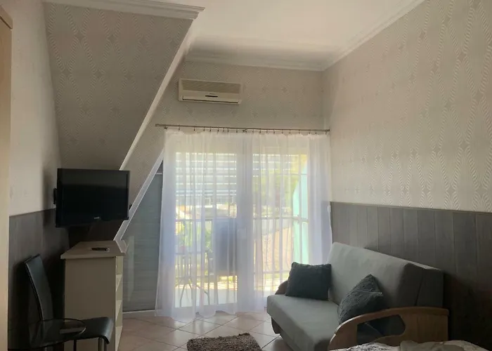 Apartament Barbara Vendeghaz *
